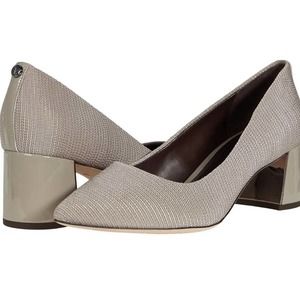 Donald Pliner Suzette Pump Heel